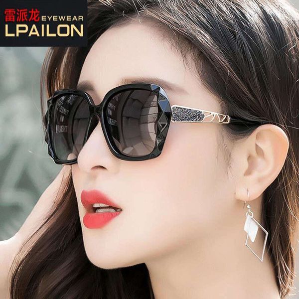 

вентилятор bingbing star с женским корейским студентами солнцезащитные очки новая мода круглый лицевой поляризатор, Black