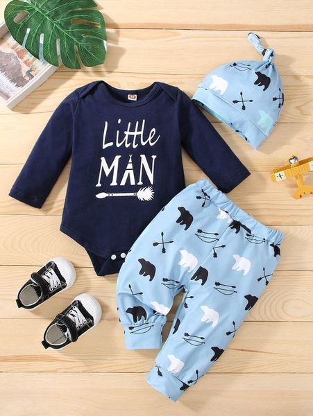 

baby boy letter and cartoon graphic bodysuit & sweatpants with hat she, White