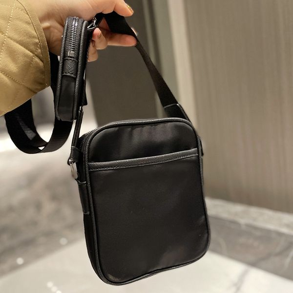 

designer black messenger bags 2022 men's shoulder bag fashion backpack wallets