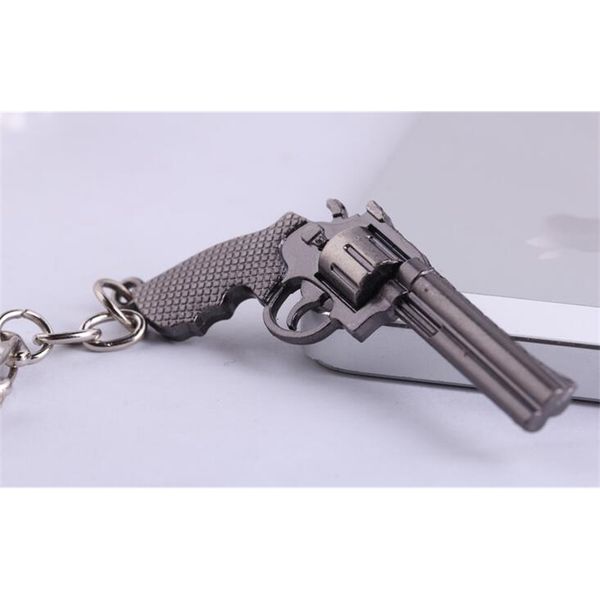 

keychain 6cm fashion miniature revolver model pistol weapon key rings new mini gun key chain for men jewelry surprise gift, Slivery;golden