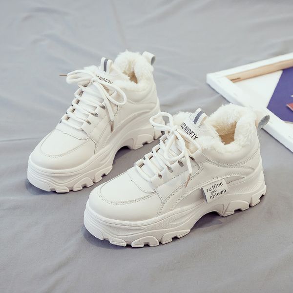 

plush father woman ins fashion 2020 new autumn and winter versatile thick bottom warm little white sports cotton shoes, Black