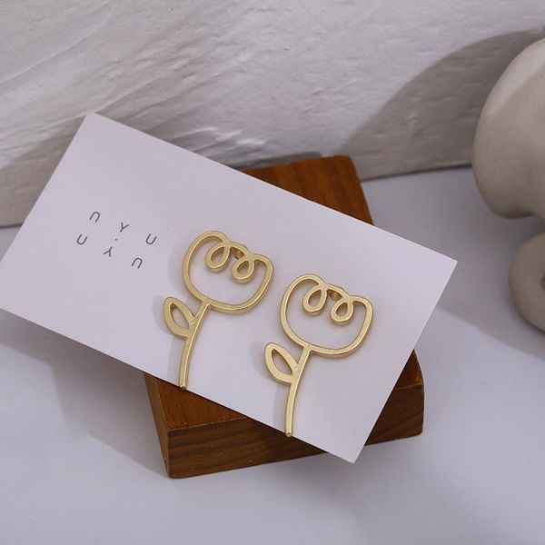 

stud original hollow out metal tulip flower earrings for women matte golden color korean jewelry femme 2021, Golden;silver