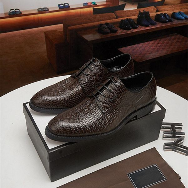 

designers mens shoes large sizes italian social shoe male dress shoes men elegant party leather formal brown black 38-45