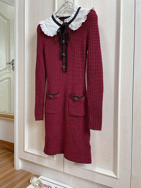 

burgundy striped lace doll neck knitted dress, Black;gray