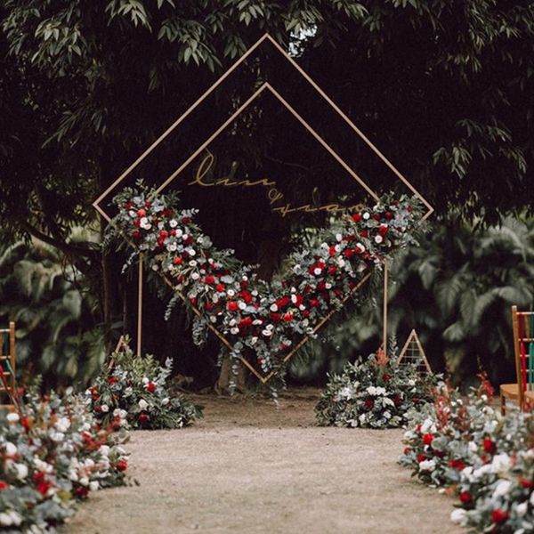 

New wedding wrought iron square arch quadrilateral shelf geometrical shape Diamond wedding stage background decorative flower