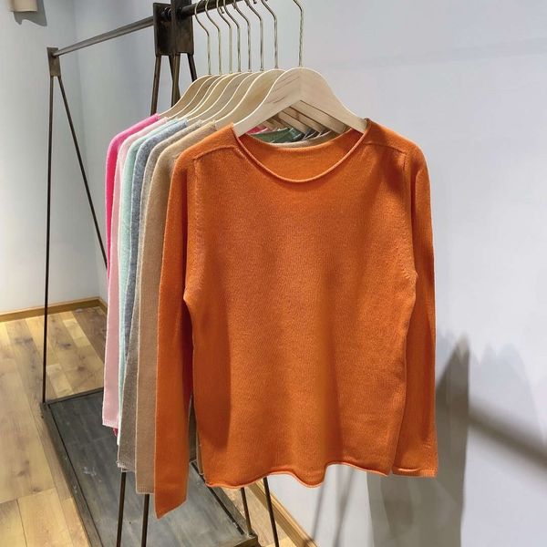 

8-color sweater with curled edge and base coat, White;black