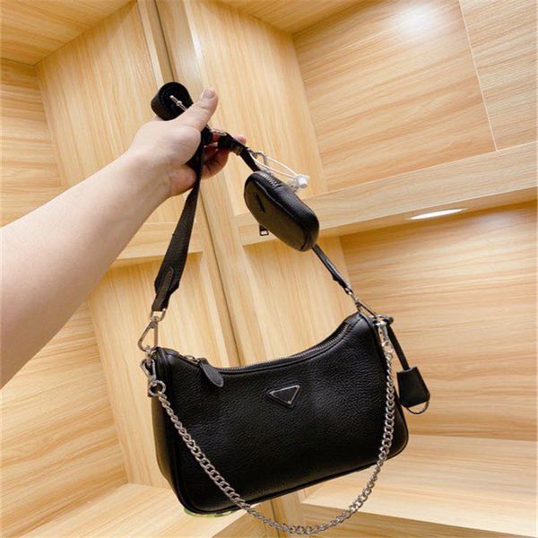 

cross body women luxurys designers bags 2020 hobo carry underarm bag handbags919 plain letter half moon