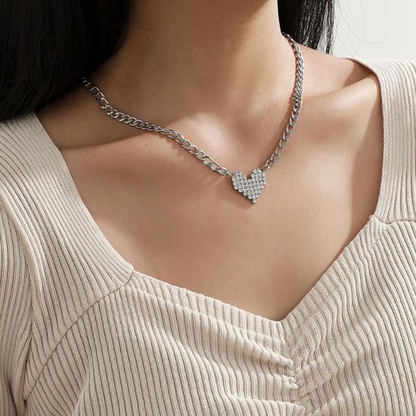 

chokers lacteo 2021 fashion bling rhinestone love heart pendant necklace simple minimalist metal choker jewelry for women, Golden;silver