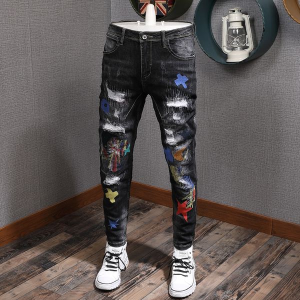 

2021 new fashion streetwear slim fit patches designer ripped men destroyed denim pencil pants hip hop jeans yd4d, Blue