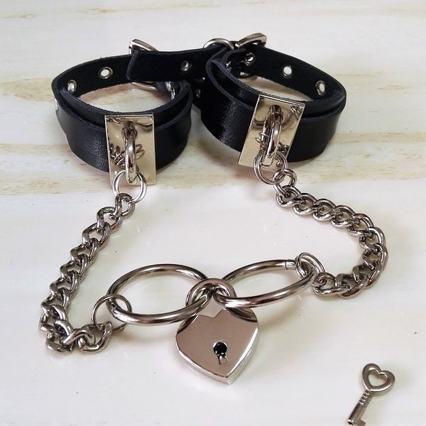 

new harajuku handmade punk bangle charm leather bracelet safe sweet heart lock cuff rock wrist belt goth 201211, Black