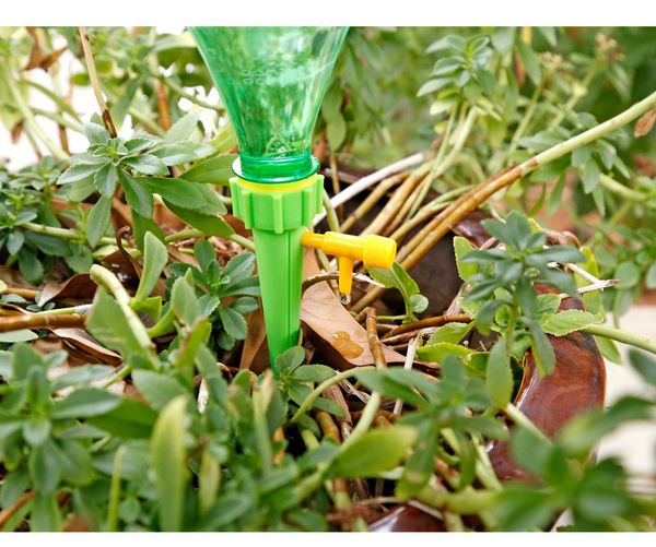 

factory price spikes automatic water drippers drip irrigation diy system plant waterers houseplant spike dripper taper w