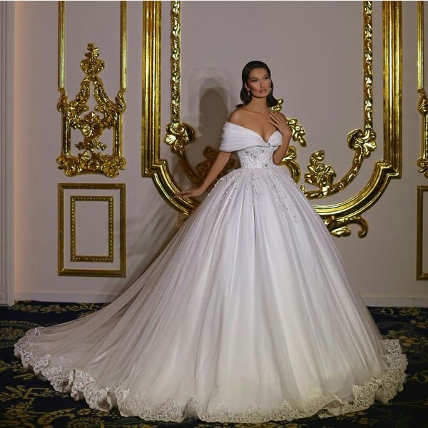 

elegant ball gown wedding dresses off shoulder lace appliques bridal gowns backless puffy wedding robes de mariÃ©e, White
