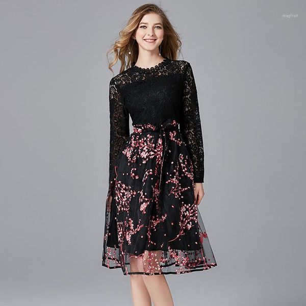 

2020 spring fall fashion womens full sleeve floral patchwork high waisted black lace dress , korean women 4xl 5xl bow dresses1, Black;gray