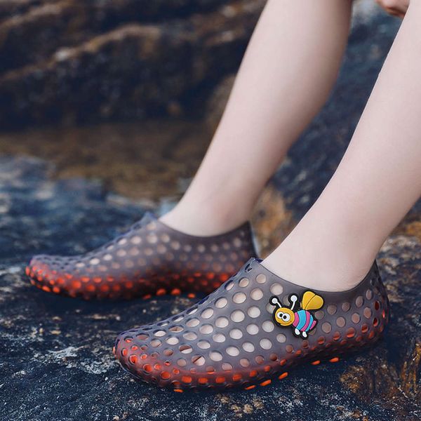 

2129 sandals, beach primary hole school men's and women's sho, versatile, summer breathable children's sho, Black;red