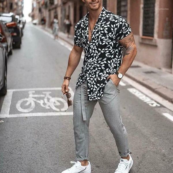 

2019 new fashion men hawaiian shirt beach flower party summer holiday fancy short sleeve shirts1, White;black