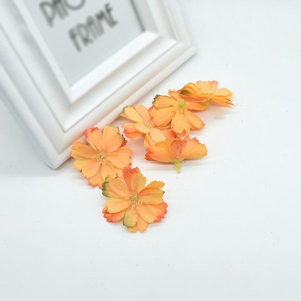 

10 шт. 5см шелковая маргаритка голова поддельных цветов стена записок diy подарки рождественские венок дешевые искусственные цветы для свадь