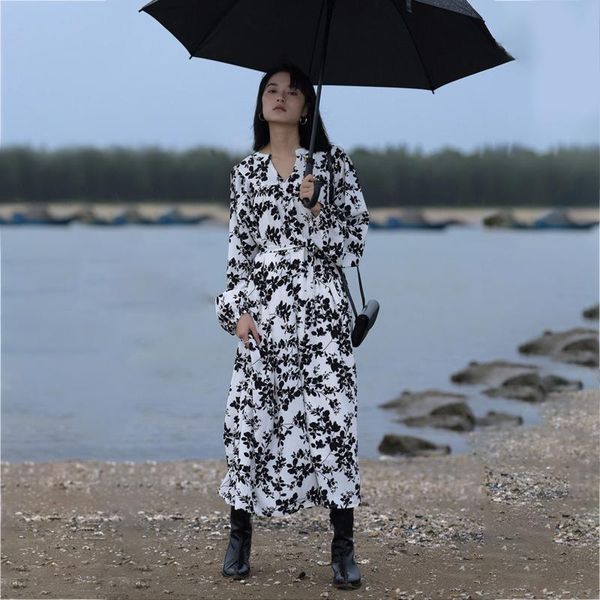 

ewq] dress women's floral print slim loose elegant high street full sleeve v-collar 2020 spring autumn new fashion tide tu694, Black;gray