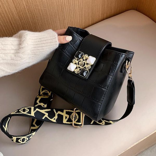 

2021 stone pattern small pu leather crossbody bags 2021 trending designer handbags women's shoulder hand bag