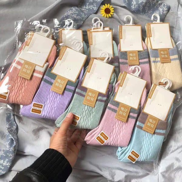 

japanese ins fashion anchor same women's medium tube socks in autumn and winter just need combed cotton dark flower men's socks 00, Black