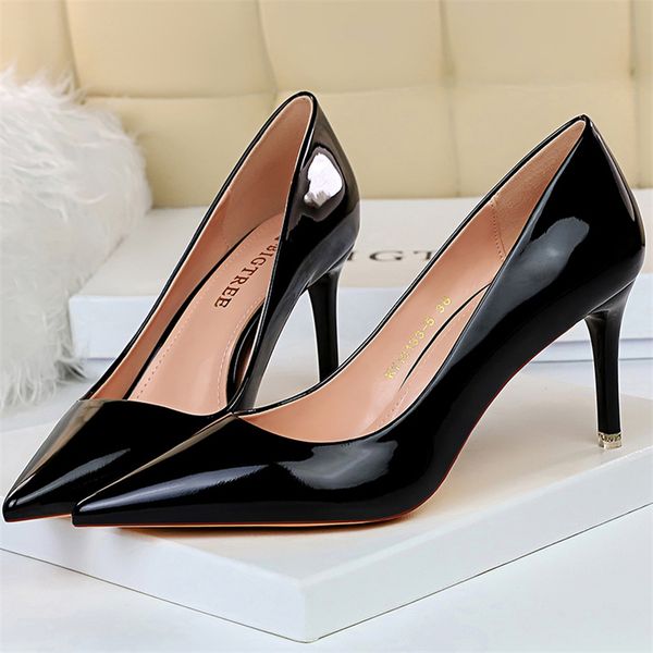 

2021 plus size 43 female .5cm high heels patent leather bombs quality stripper scarpins lady silver stiletto dress shoe party ehxm, Black
