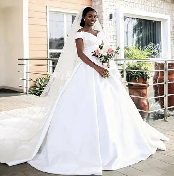 

2021 simple wedding dresses satin off the shoulder pleated marriage dresses with lace up back vestido de noiva bridal gowns, White