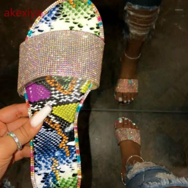 

summer new women crystal slippers 2020 fashion sequins flat bottom candy color female slippers outdoor women sandals1, Black