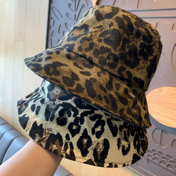 

the new basin hat net red leopard fashion hat female autumn and winter sunscreen sunshade student fisherman, Blue;gray