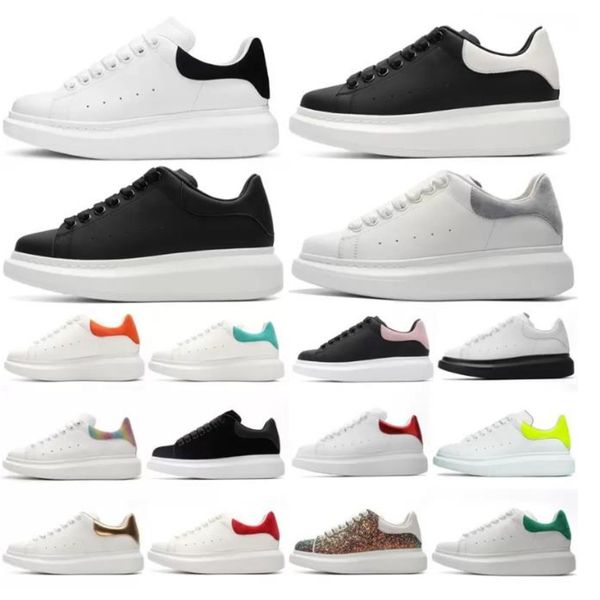 

fashion men runner shoes designer women leather lace up platform oversized sole queen sneakers outdoor multi colors luxury velvet suede jogg