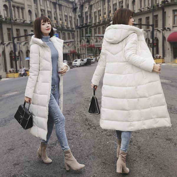 Femme Hiver Abbigliamento esterno Cappotto sottile Donna Inverno Spessore Piumino Cappotto lungo Cerniera femminile Con cappuccio Pane Parka Manteau 201201