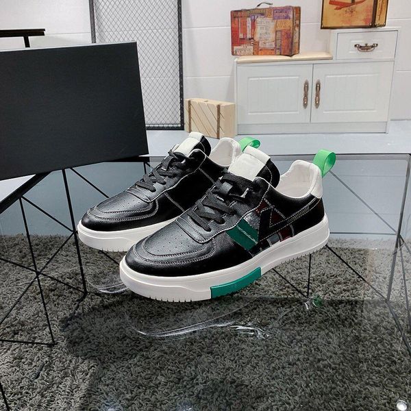 

2021 new selling men's casual shoes high-quality calfskin comfortable and breathable, versatile men's sports shoes, Black