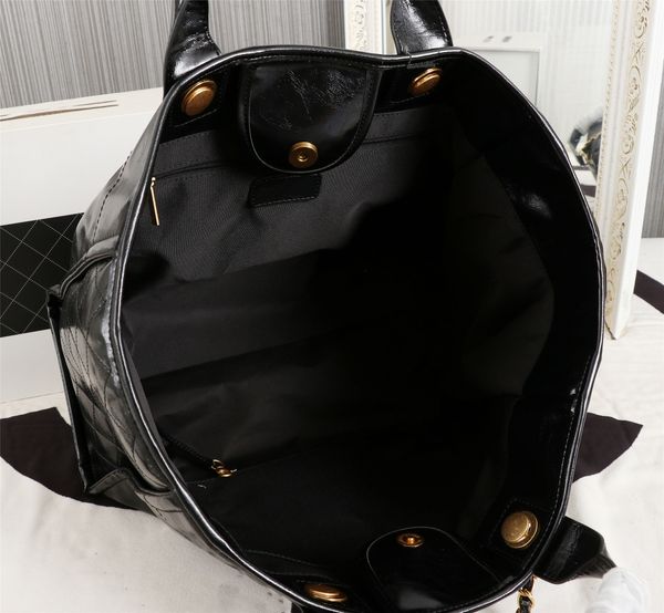 

shopping bags of high+grade leather unique weaving large capacity fashion plain bag it feels good versatile and convenient