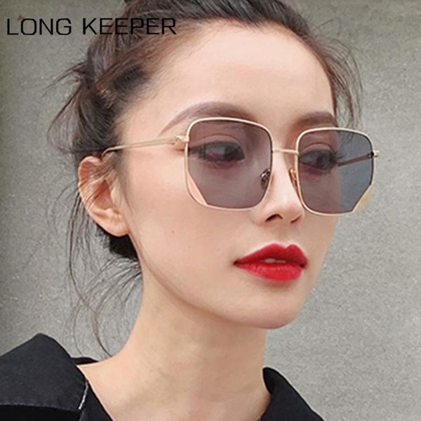

metal sunglasses men women retro square sun glasses fashion brand designer big frame eyeglasses for men vintage gradient oculos, White;black