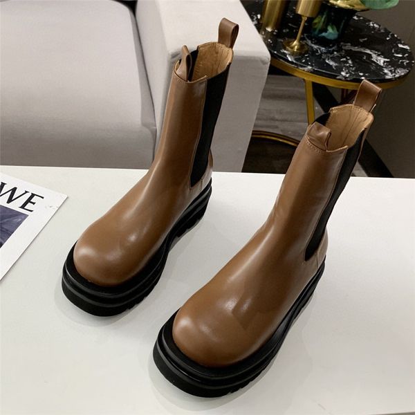 

2021 women fashion classic black brown half boots woman selling platform the lug leather ankle boots