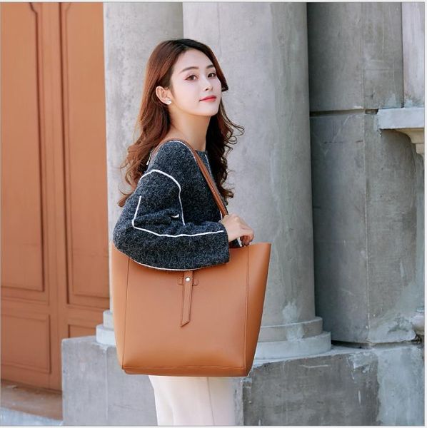 

2020 handbag women handbag fashion new messenger bag shoulder bags bag bags woman tdvgq, Red;black