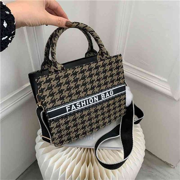 

urban fashion simple women's ins plaid hand single shoulder messenger 127
