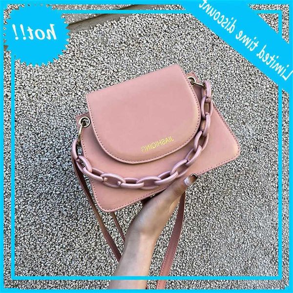 

women's bag in summer of 2020