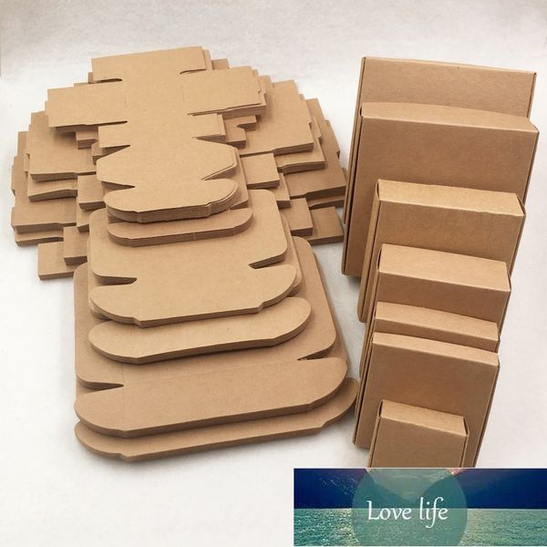 50pcs Multi Size Cute Square Kraft Packaging Box Forniture per bomboniere Sapone fatto a mano Cioccolatini Confezione regalo