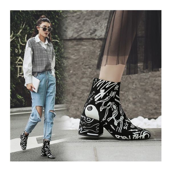 

2020 leather winter and fashion graffiti toe heel thick side women's boots shoes34-41 os9p, Black