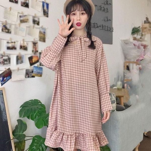 

ladies pastoral style cute plaid dress autumn winter korean retro style long-sleeved mid-length dress, Black;gray