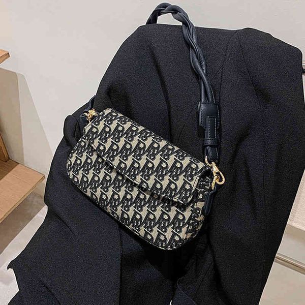 

2022 factory wholesale new latest luggage women's french jacquard saddle armpit bag stick single shoulder messenger small square bags