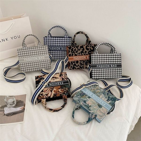 

80% off shop clearance autumn high-capacity handbag popular new fashion casual shoulder versatile ins tote bag 127