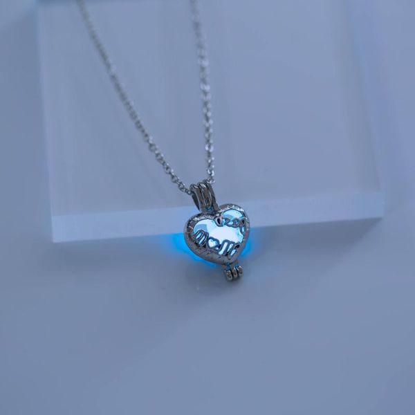 

pendant necklaces 2021 fashion heart luminous necklace glowing in the dark hollow jewelry halloween gifts, Silver