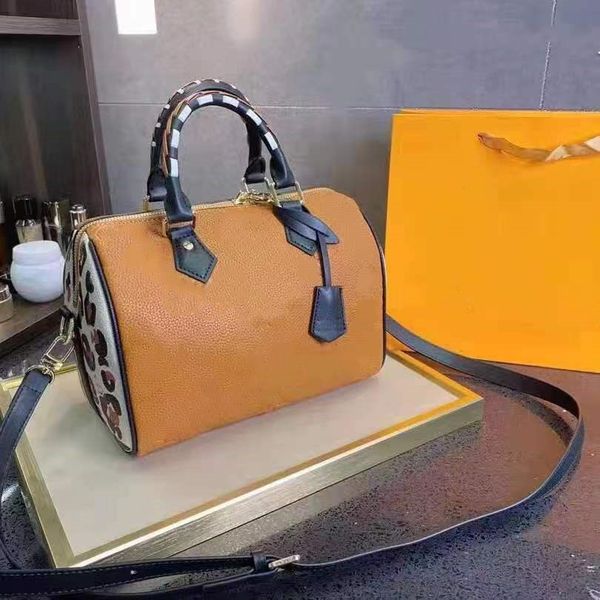 

2022 designer women bag canvas oversized embossed print genuine cowhide-leather cross-body clutch purse handbag shoulderbag handles evening