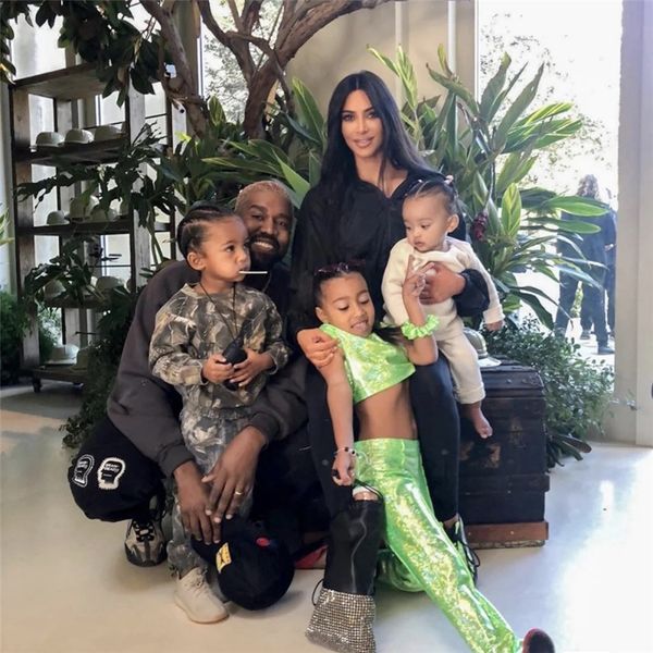 

мода мужские беговые ботинки дышащие черные белые красные орангустрипы мужские тренеры спортивные кроссовки 40-46 бесплатная доставка # 5413, Black