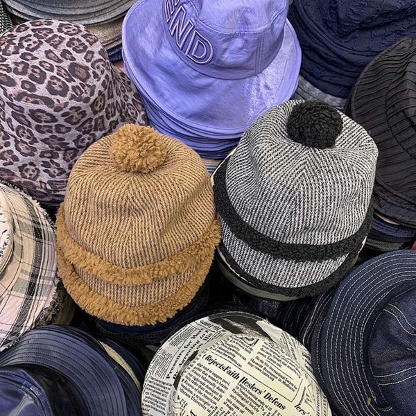 

brim soft lamb hair cap for women, Blue;gray