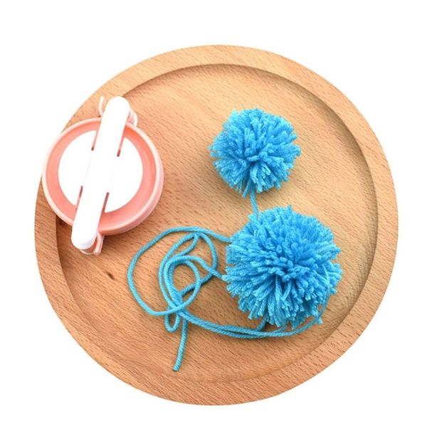 

4 sizes pompom maker set handcraft diy yarn craft knitting decorative house dress plush pom pom ball waver color random h wmtrwu