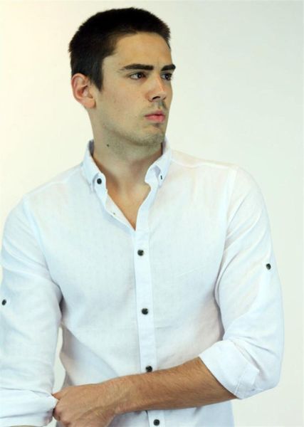 

белая рубашка с длинным рукавом, White;black