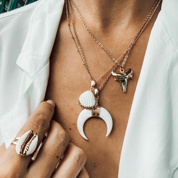 

vintage moon cowrie shell pendant necklace women irregular metal multilayer choker necklace beach collier, Silver