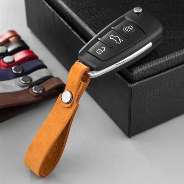 

cowhide hand rope creative personality car remote control chain ring simple men and women keychain pendant, Silver