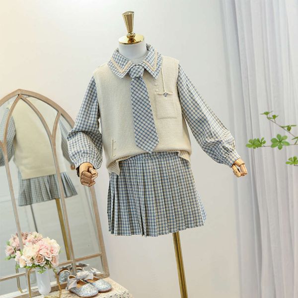 

2021 new korean children's skirt clothing two piece set of fashion girl's vt + plaid drs, Red;yellow